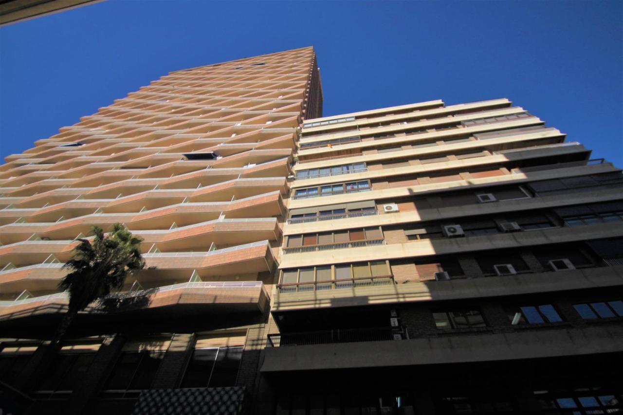 Estudio De Lujo Casaturis En El Corazon De Alicante A114 Luaran gambar